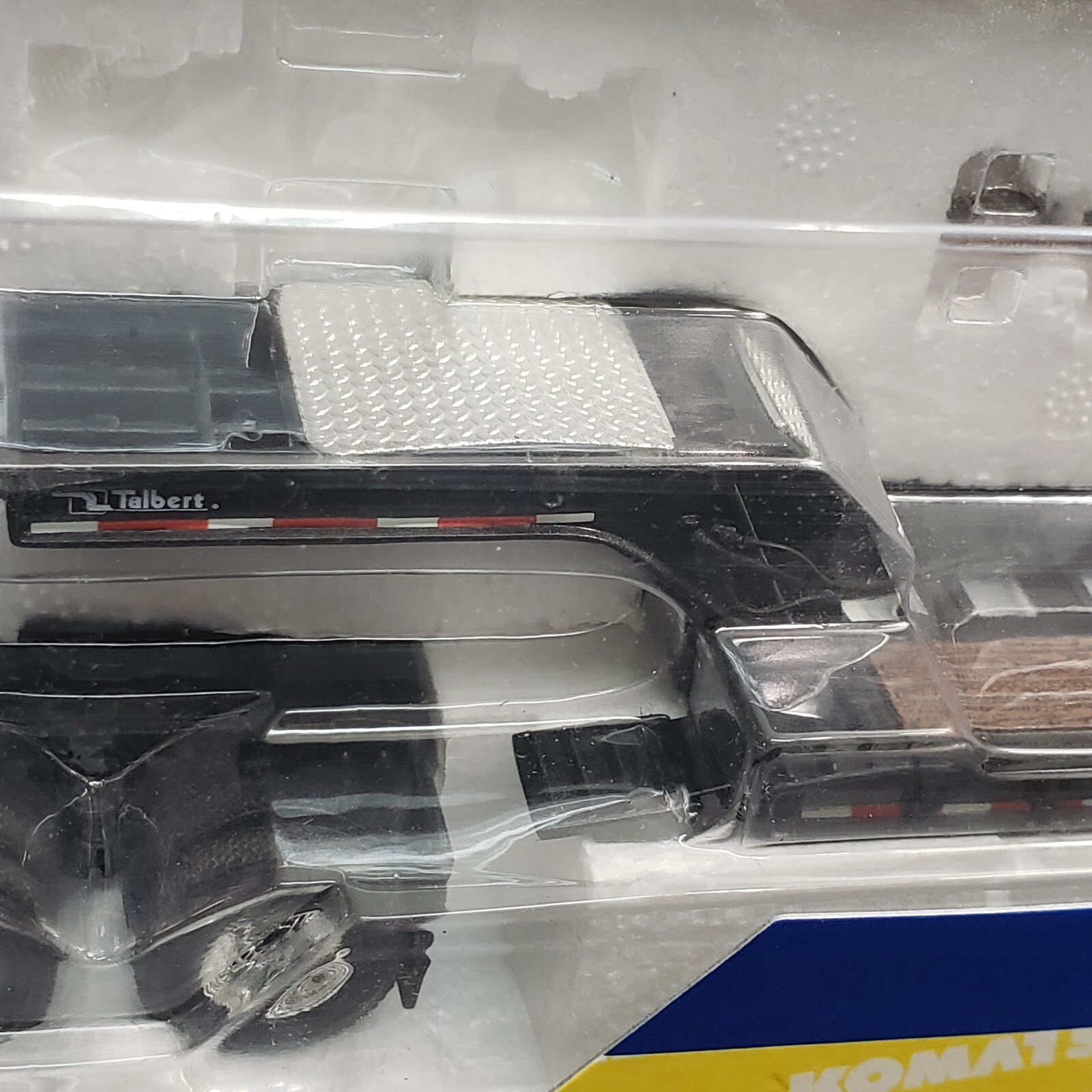 FIRST GEAR RED MACK GRANITE MP 1:50 LOWBOY TRAILER KOMATSU 59-3106 New T40