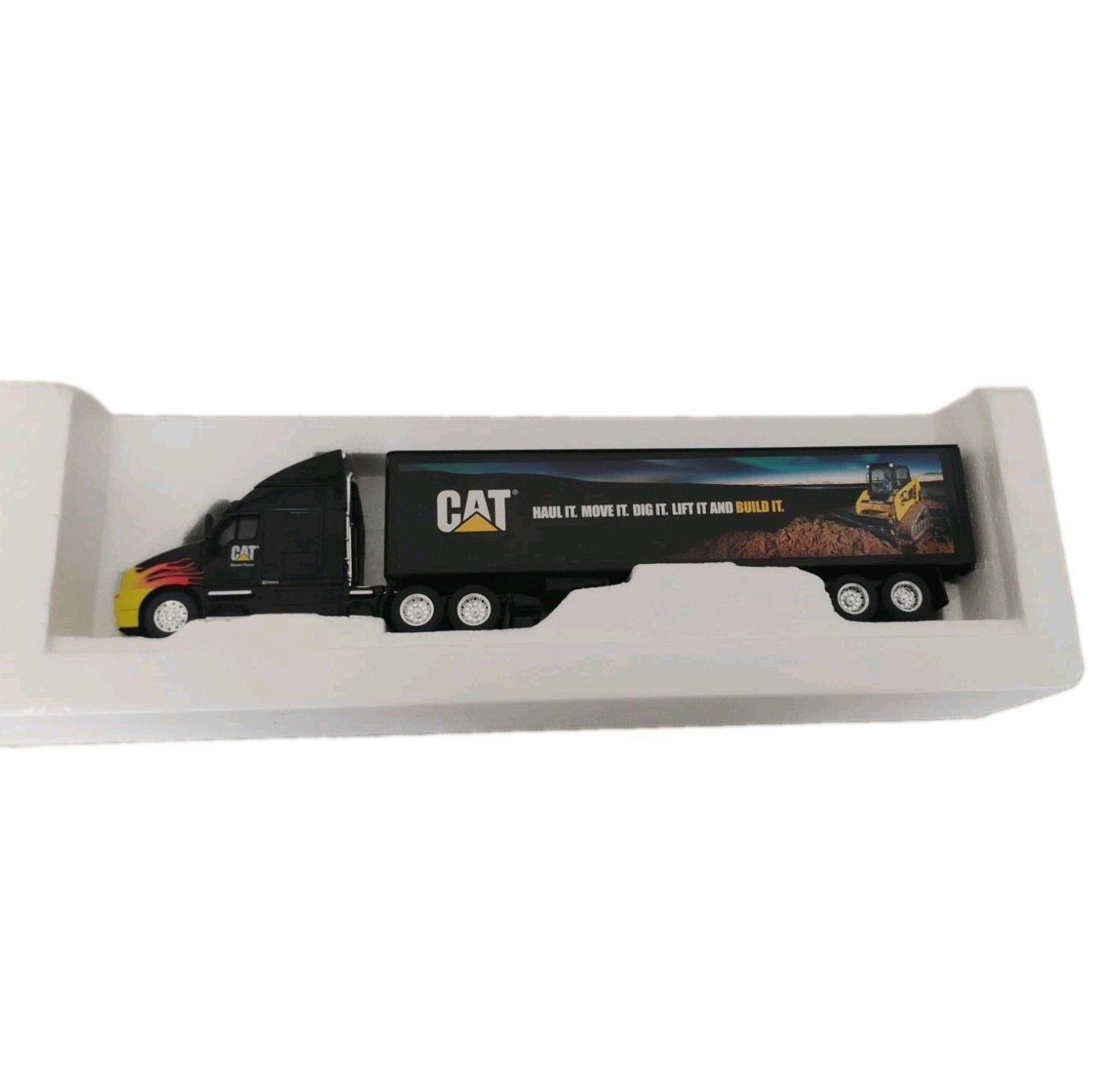 Cat Multi Terrain Loader Mural Truck Collectible Die-Cast Scale Model Replica