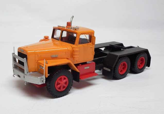 Resin 1/50 Sicard T-6456 Tractor – Ready Made by Fankit Models
