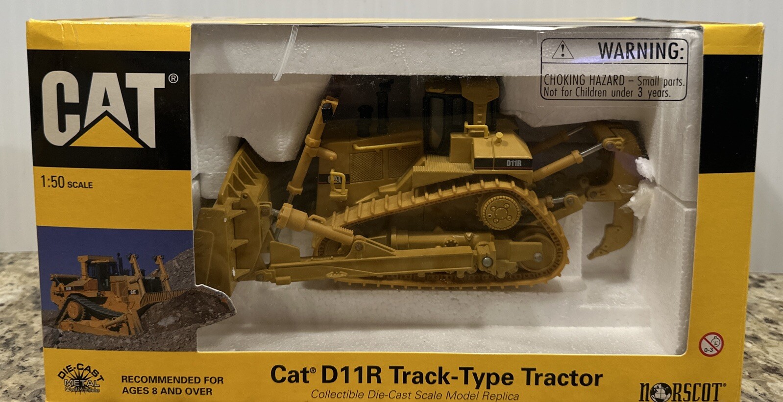 1/50 CAT D11R Track Type Diecast Tractor by Norscot Open Box