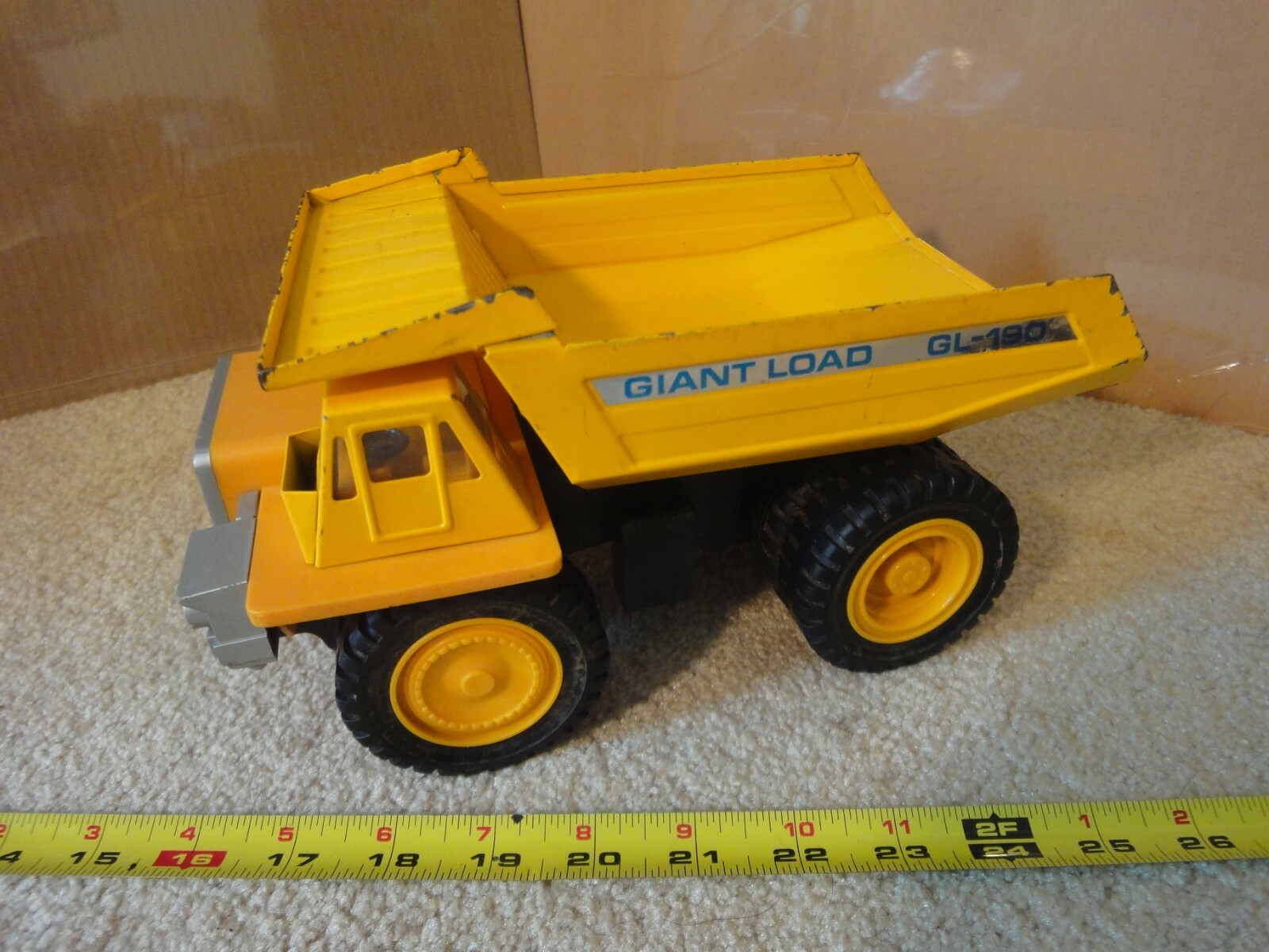 Rare! Vintage Kai Yip pressed steel KY Giant Load GL-190 mining dump truck.