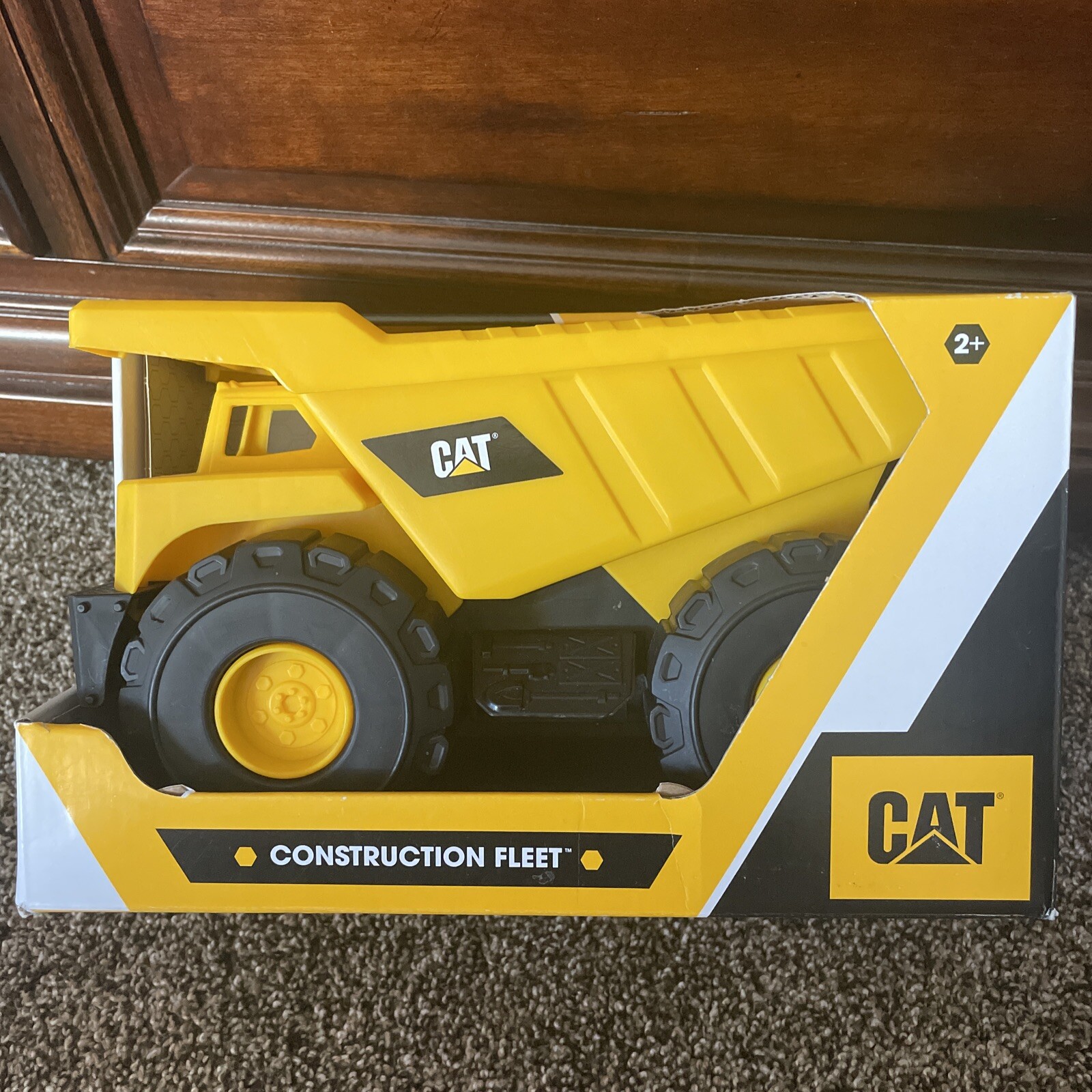 CAT Construction Fleet Toy Dump Truck Multicolor Plastic 10″ Push Powered NEW