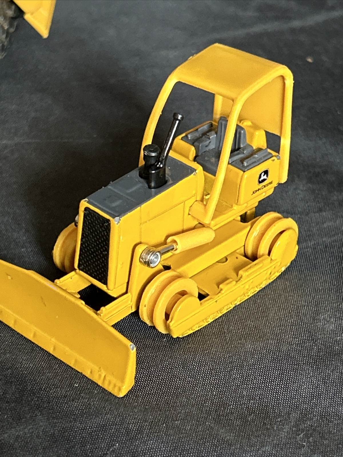 Ertl & Norscot Die Cast Caterpillar & John Deere Tractors Lot Of 5