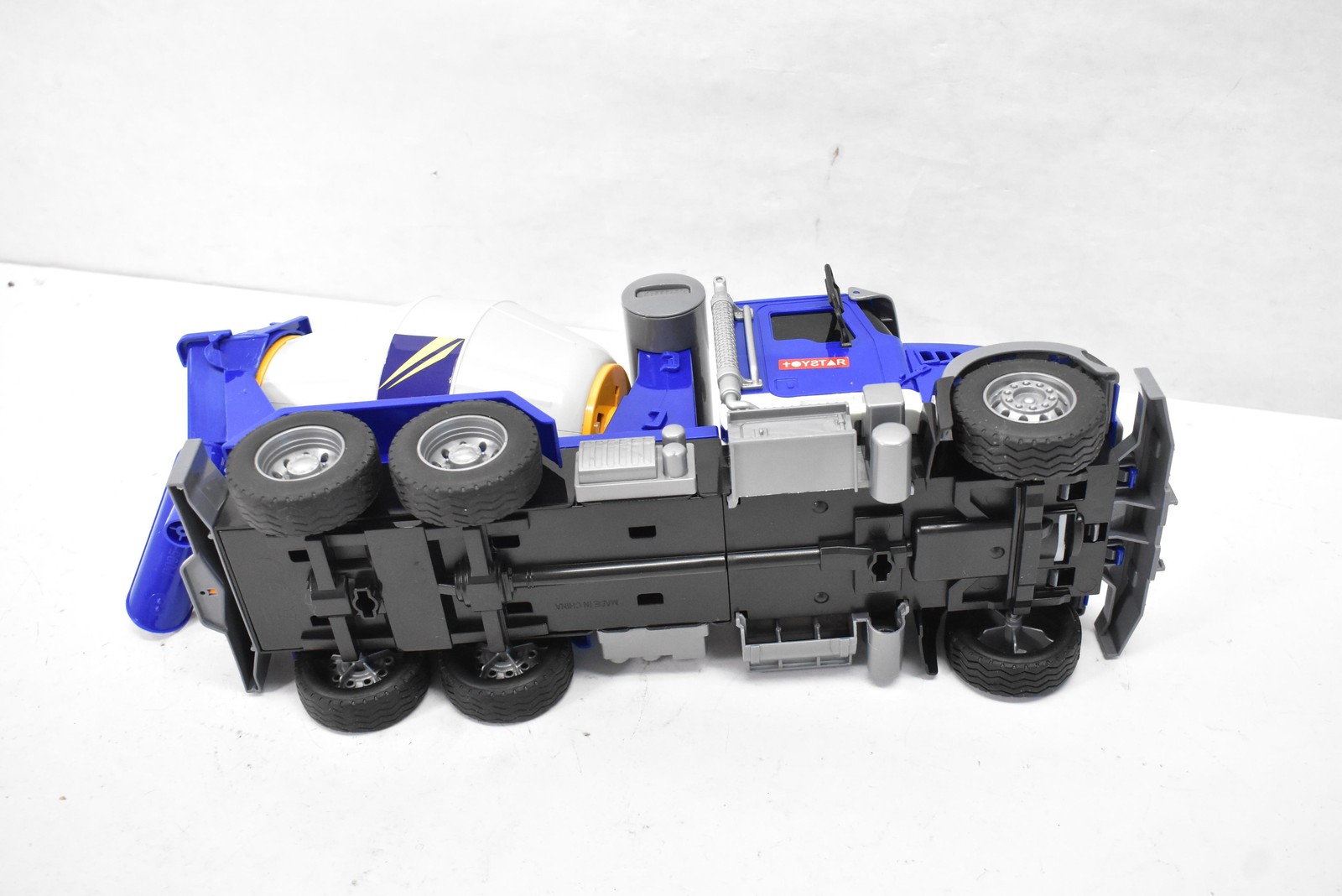 ToyStar Blue Cement Mixer Truck Toy Construction Vehicle Kids Battery Operated