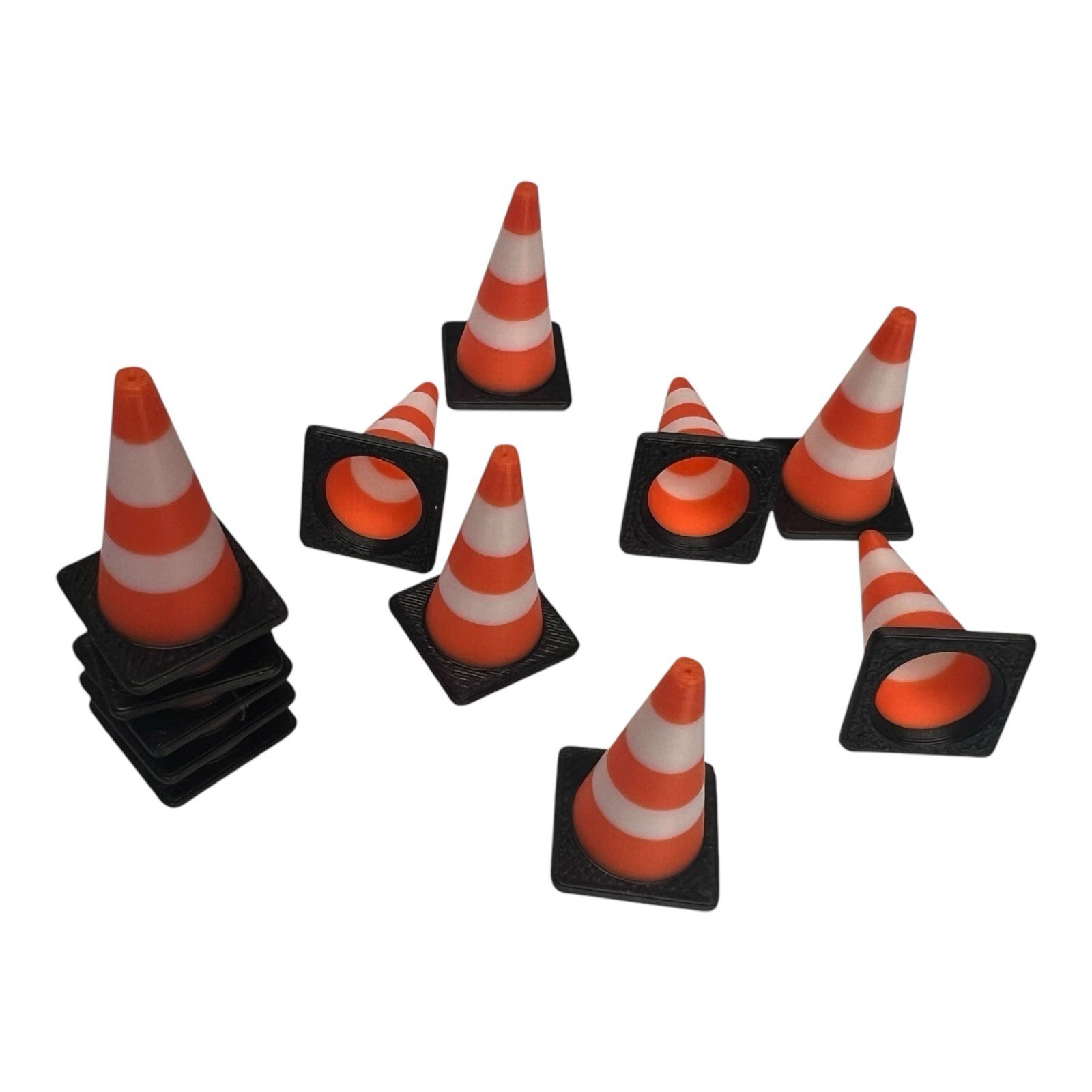1/24 Scale Traffic Cones *12 Pack* White Bands