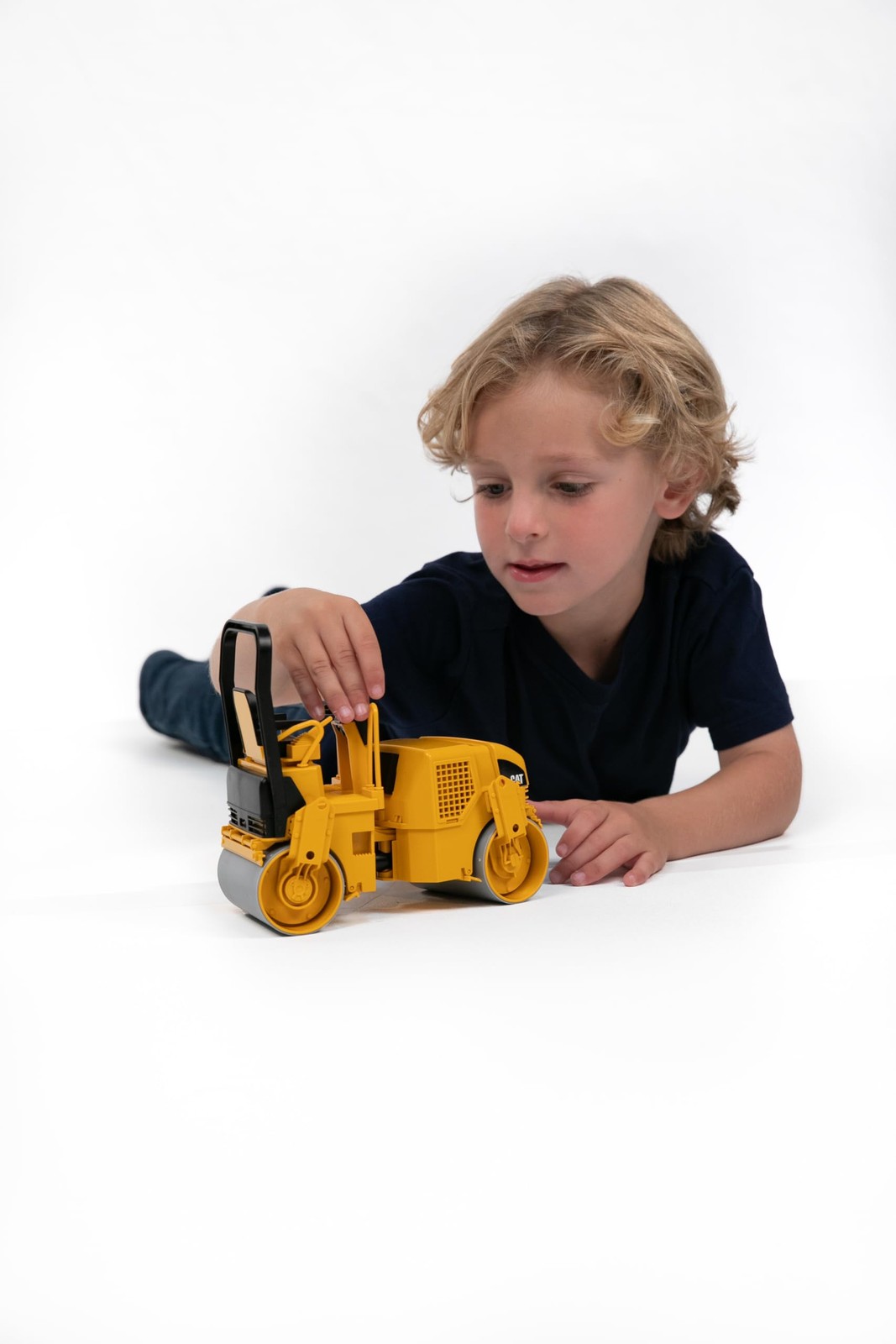 Bruder 02434 Cat Asphalt Drum Compactor