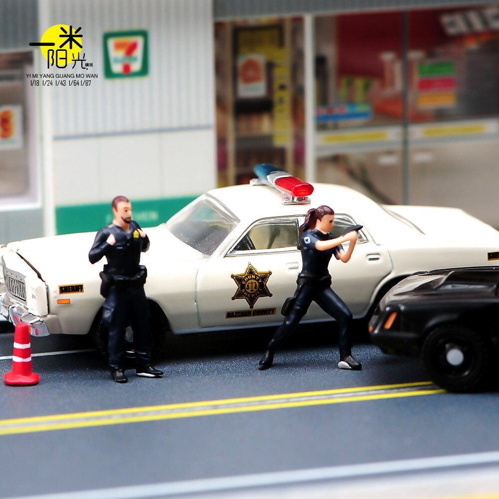 VM 1:64 Policeman & Awl barrel 3pc Set Doll Resin Miniature Figures Toys Scene