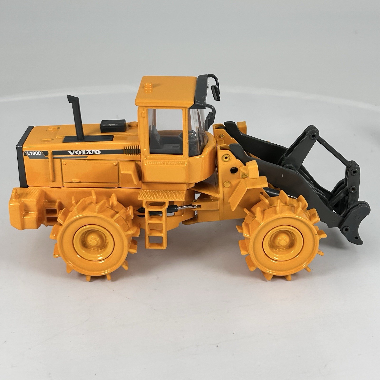 Volvo BM L180C Compactor 1/50 Micro Link Microlink Scoop #1200 NOS Diecast