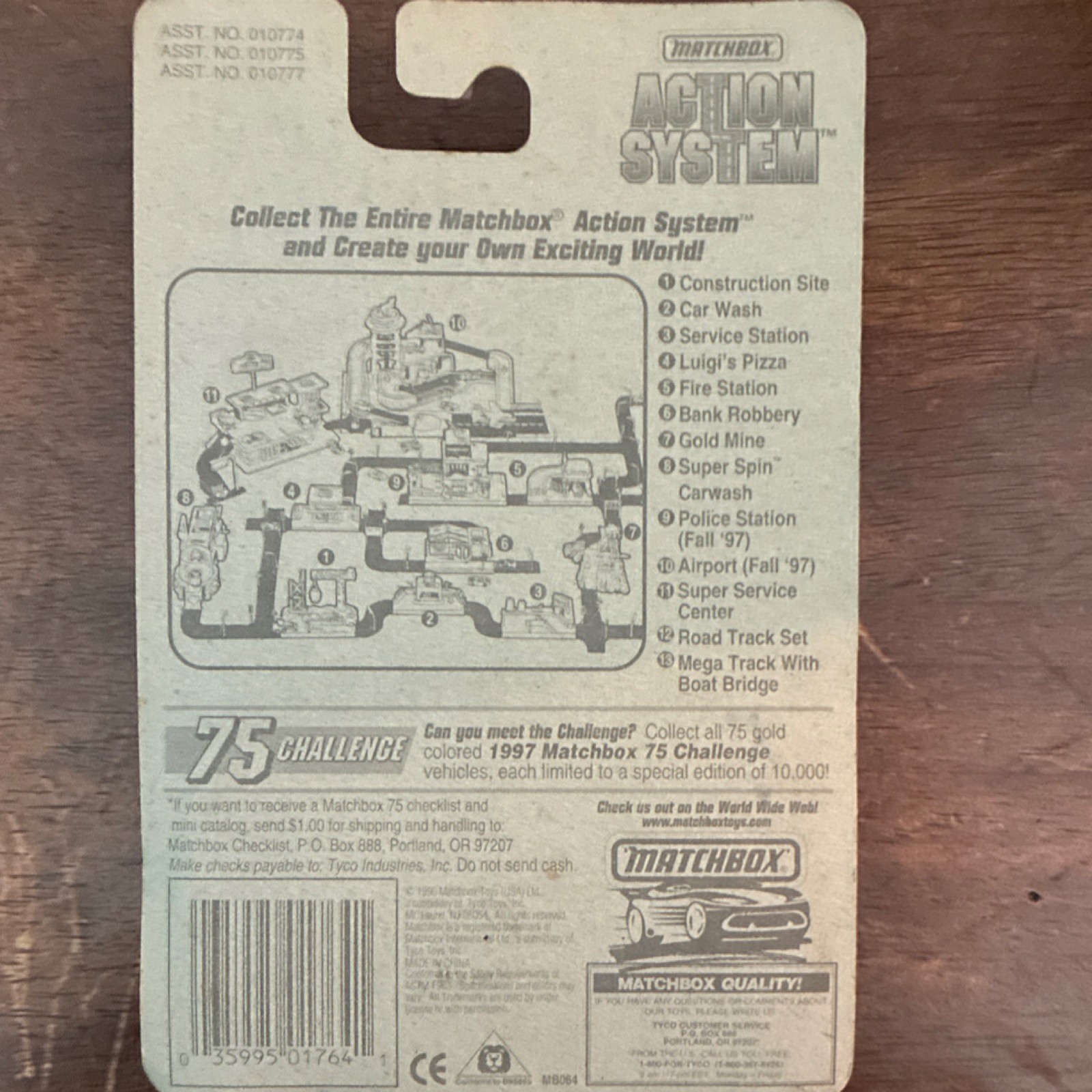 Matchbox 75 Challenge Bulldozer MB-64 Diecast 1:64 Scale Moving Parts 1996