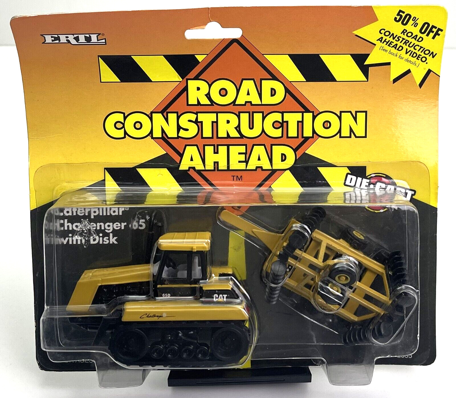 ERTL – Road Construction Ahead – Caterpillar Challenger 65D w/Disc – 1:64