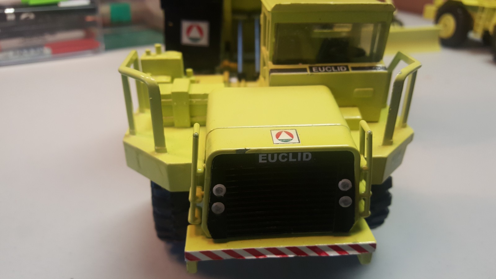 1/40 EUCLID/TEREX 3307 Dump Truck in “EUCLID” colors $$$ FREE SHIPPING !!!