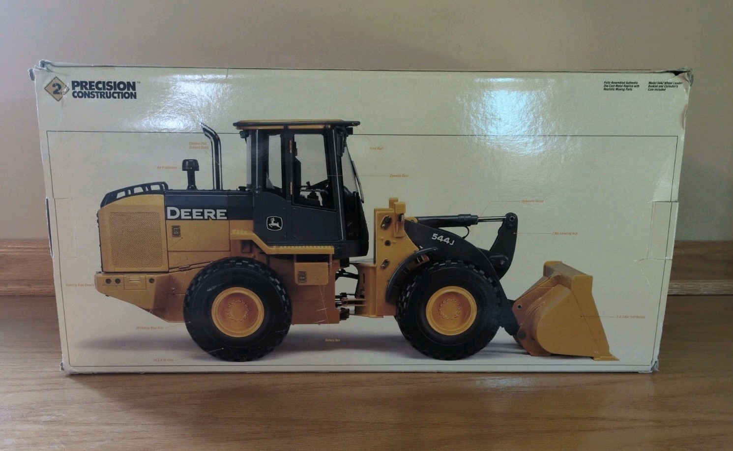 John Deere 544J Wheel Loader 1:16 Diecast Precision Construction Series