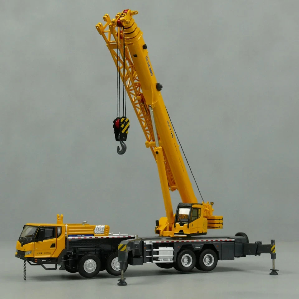 1:50 Scale Diecast Construction Machinery XCMG XCT 75 Tons Truck Crane Model Toy