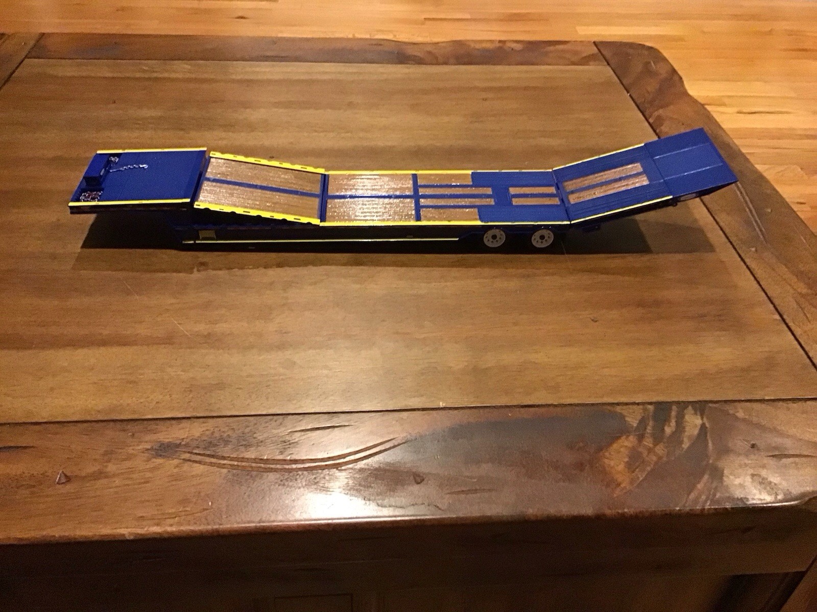 1/34 Scale Led well Trailer New without box 1st gear ￼