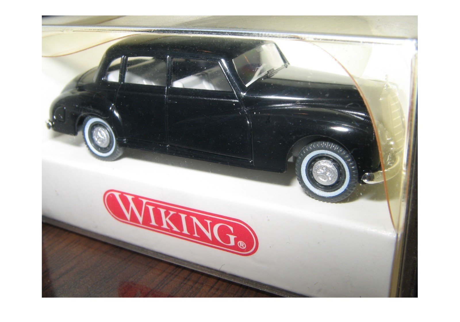 Wiking 836 01 18 Mercedes 300 Automobile – Germany 1/87 HO (plastic) MIB