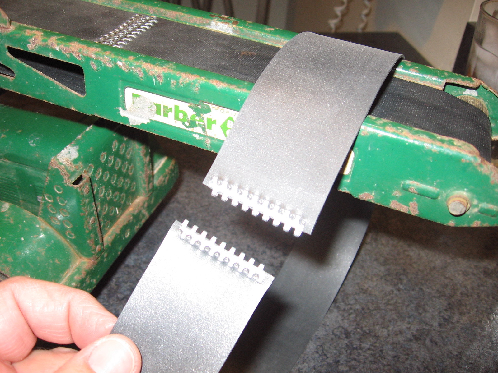 Doepke Barber Greene, Fitted Conveyor Belt Only, for Model Toys, Bucket Loader