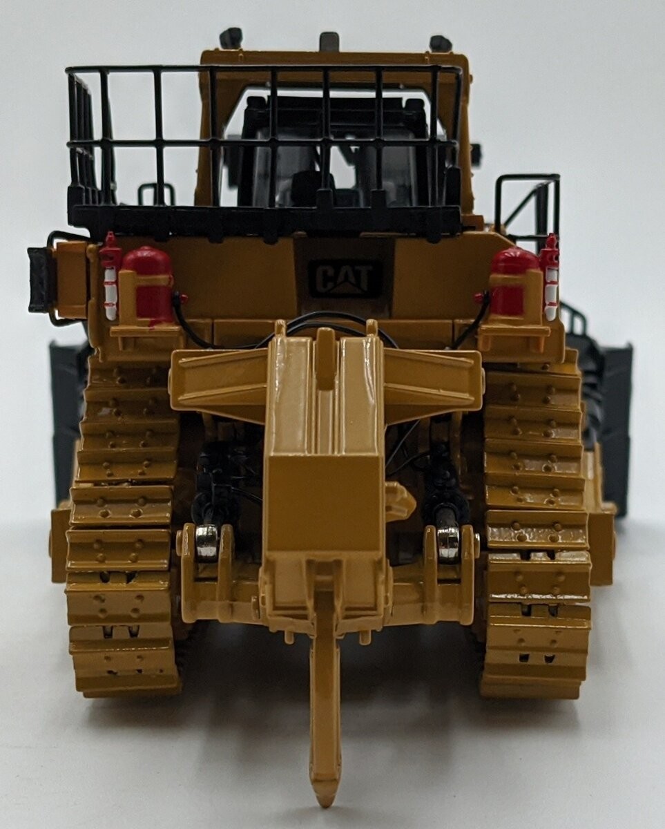 DieCast Masters 85565 1:50 Caterpillar D11T Track-Type Tractor Dozer