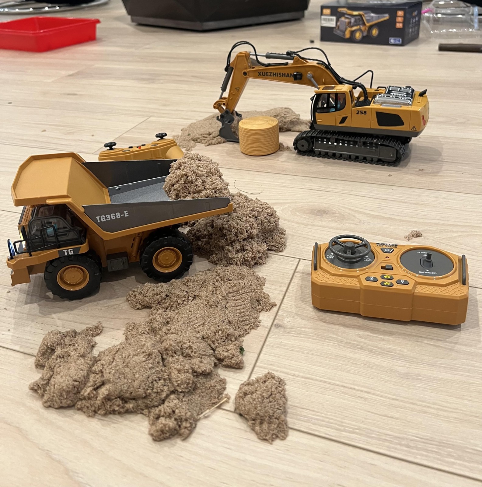 9~Channel RC Bulldozer Toy with Lights & Sound for Kids Ages 3~12