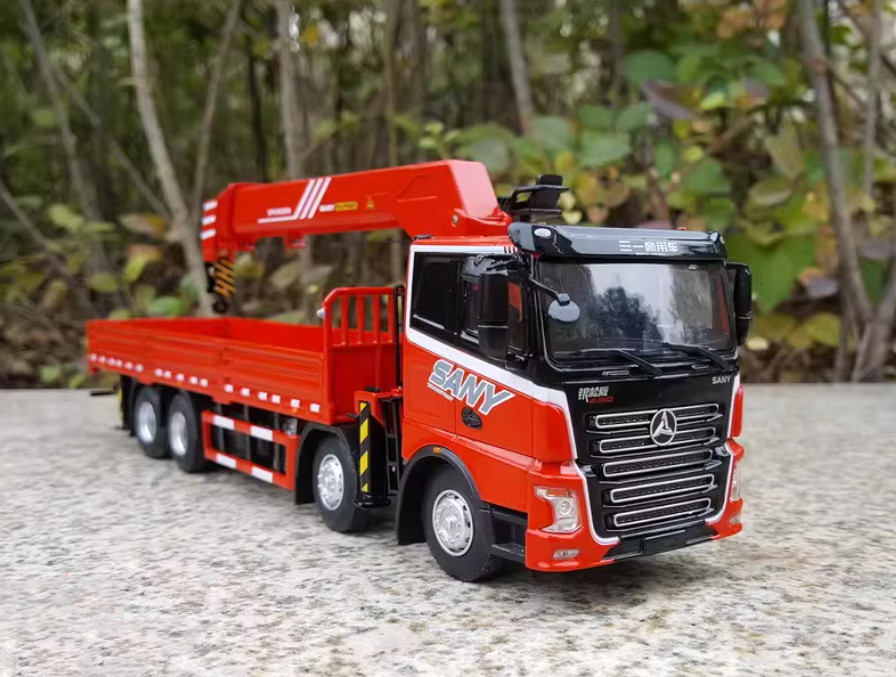 1:43 28CM SANY SPS3000 Truck Crane Construction Machine Equipment Diecast Model
