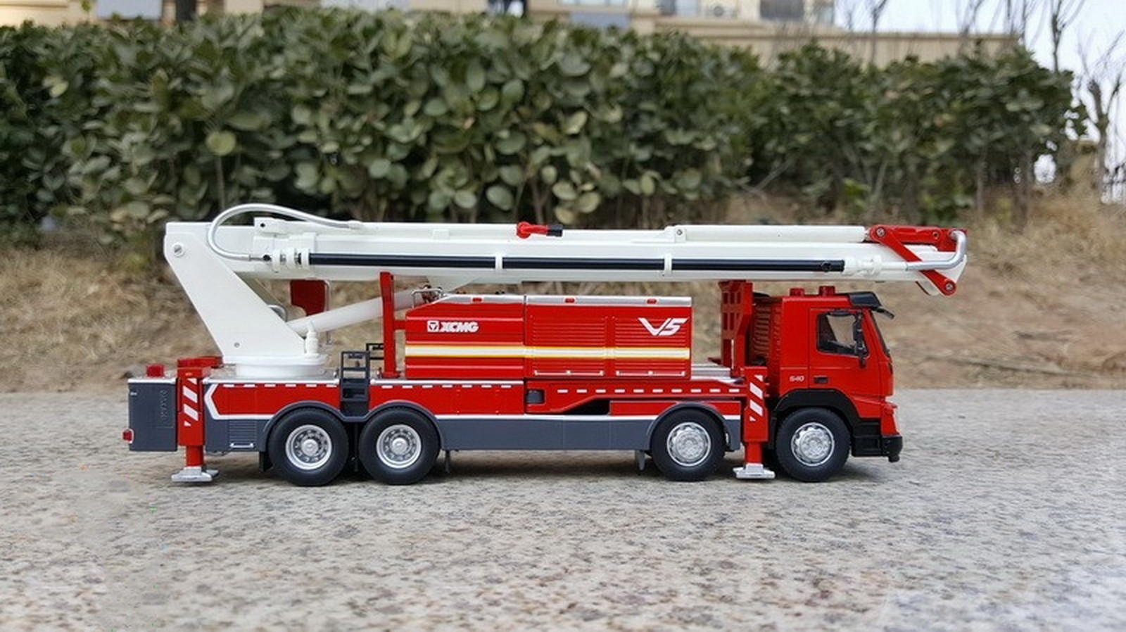 1/50 Scale XCMG JP72/S5 JET Fire Truck Diecast Car Model Toy Gift NIB