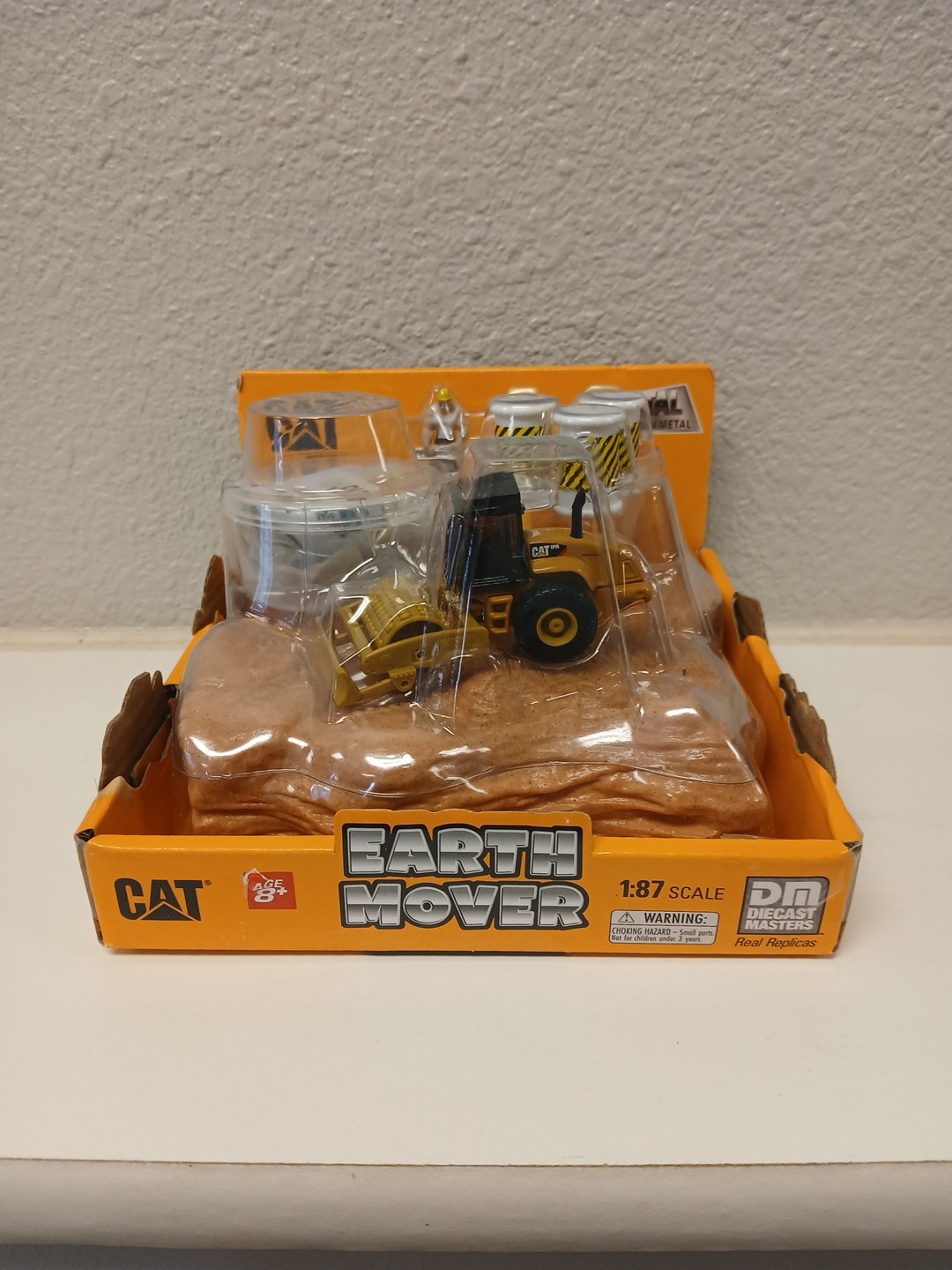 CATERPILLAR 1:87 CAT CP56 Padfoot Drum Vibratory Roller DIECAST MASTERS 84490A