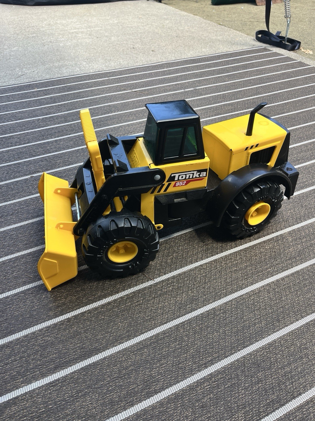Tonka Steel Classics Front Loader 952 Steel Construction Vehicle Toy