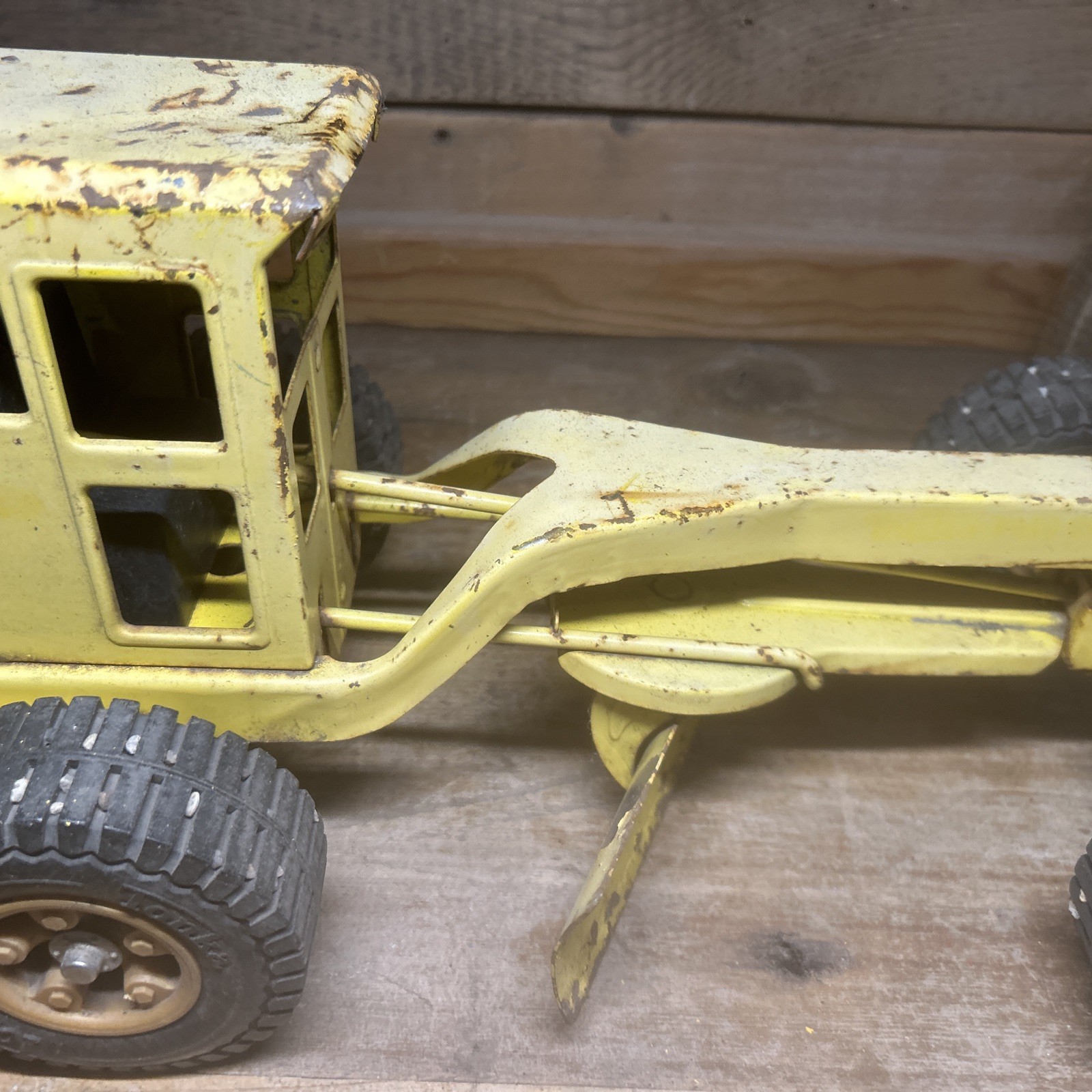 Vintage Tonka Road Grader 1960s Pressed steel, USA made, Classic and collectible