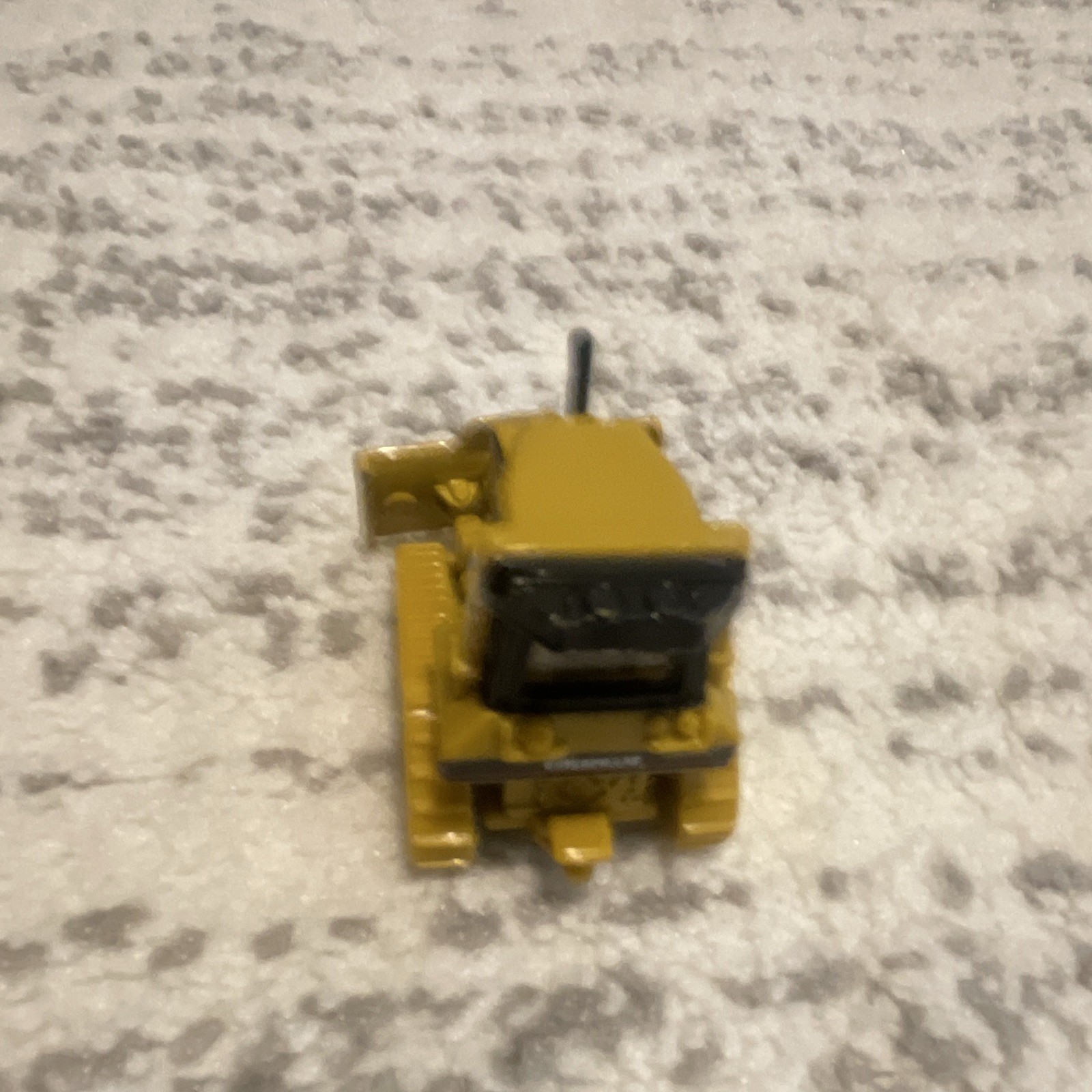 Lot of 2 Diecast Toy Construction Vehicles: Yellow/Black Excavator & Bulldozer