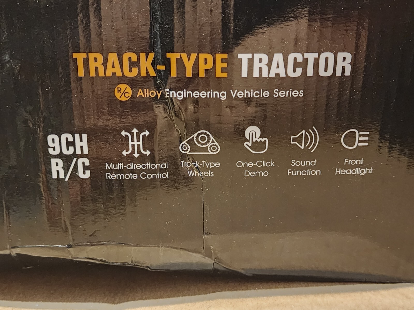 Track-Type Tractor 1:24 Scale Model Real Replicas 9CH Remote Control Sound Light