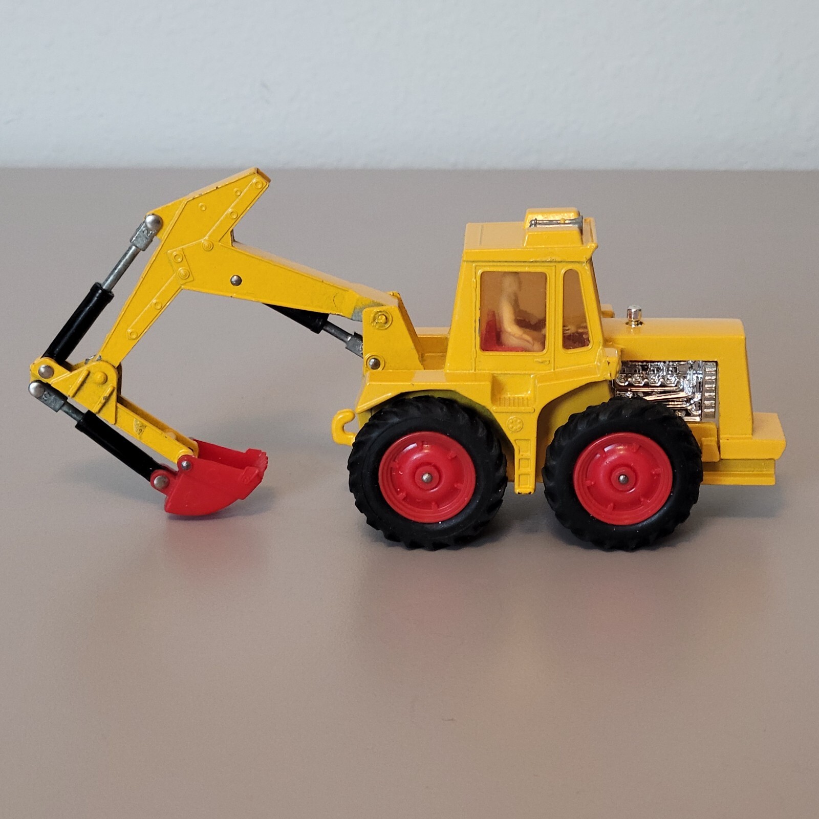 1984 Matchbox Lesney Super Kings K-25 Digger Excavator Backhoe Diecast England