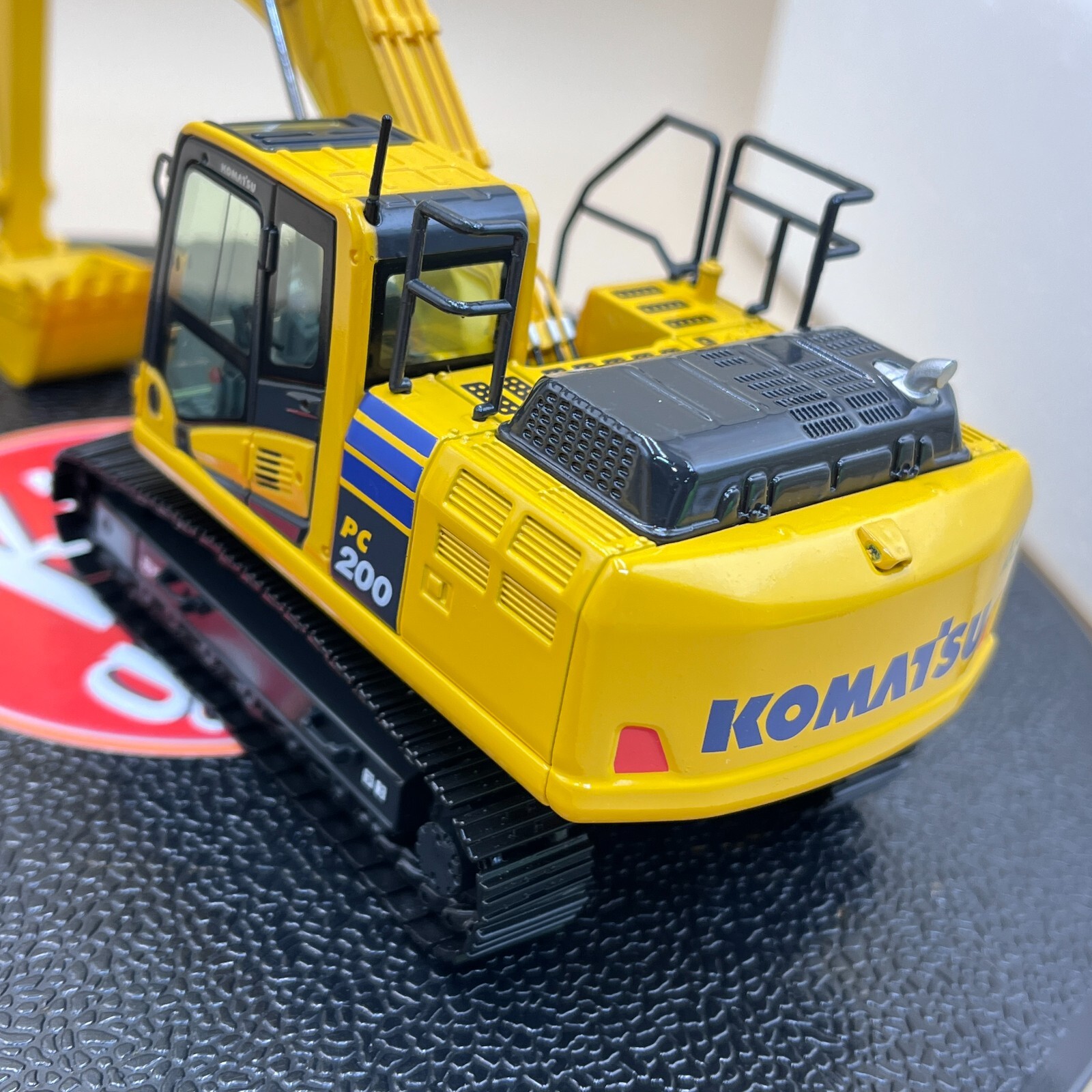 REPLICARS 1/50 Komatsu PC200-10 Diecast model excavator japan yellow
