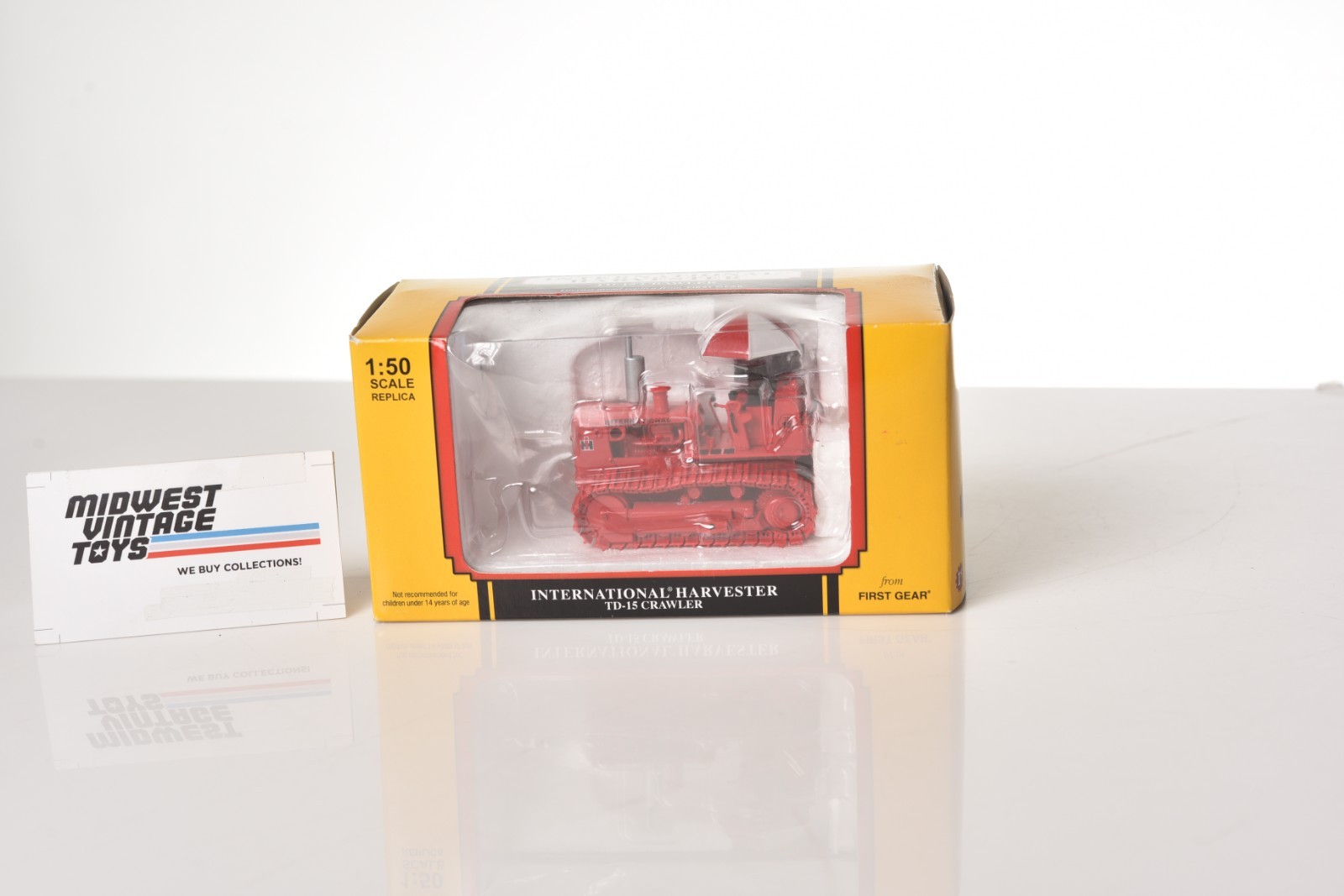 First Gear 50-3100 1:50 International Harvester TD-15 Crawler (A)