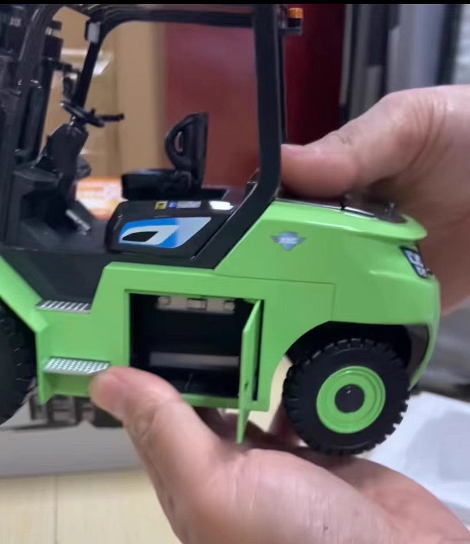 1/20 Scale XCMG XVB100-QL9-G Forklift Truck Diecast Model Toy Gift NIB
