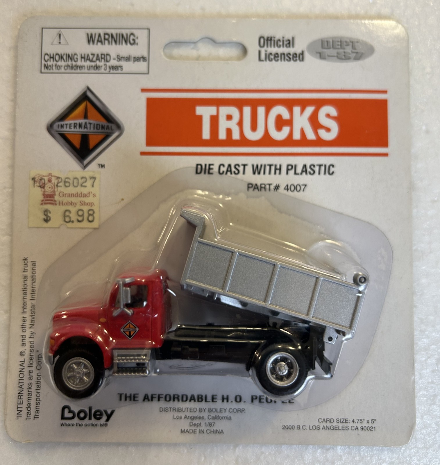 Boley 4007 1:87 Red Dump Truck Die Cast International Harvester