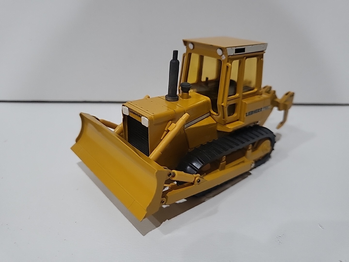 Bull Liebherr PR731 Conrad 2801 1/50 Scale