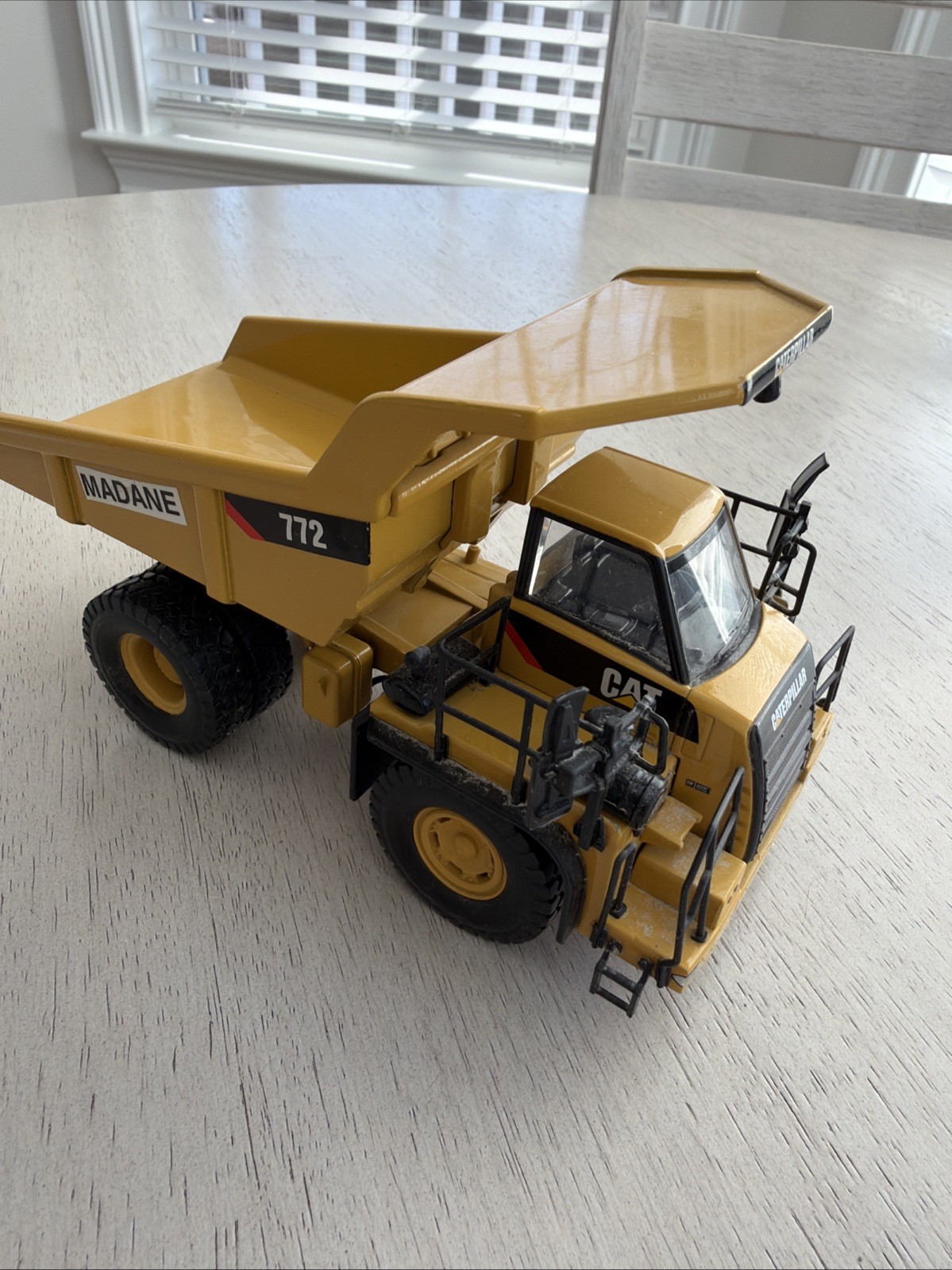 Caterpillar Cat 772 Off-Highway Dump Truck – Norscot 1:50 Scale