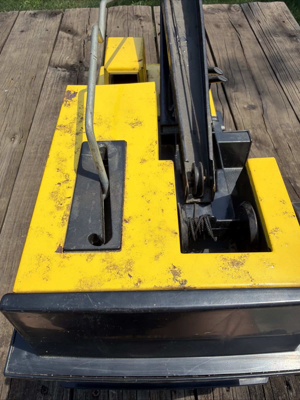Vtg Tonka Mighty Turbo-Diesel Crane Truck 3925 XMB975 Pressed Steel SingleString
