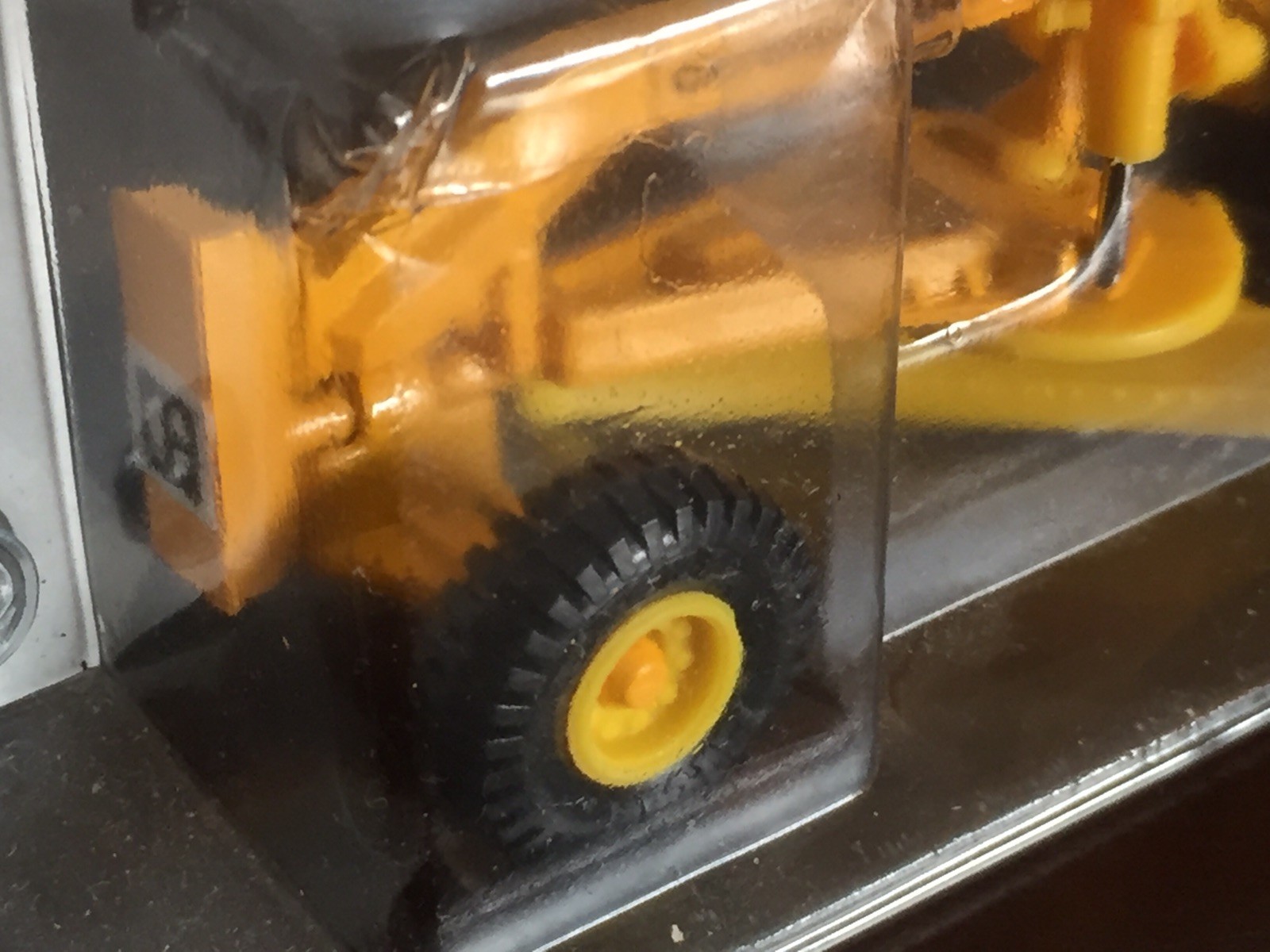 ERTL CATERPILLAR ROAD GRADER MIGHTY MOVERS CONSTRUCTION TOYS MINT ON CARD