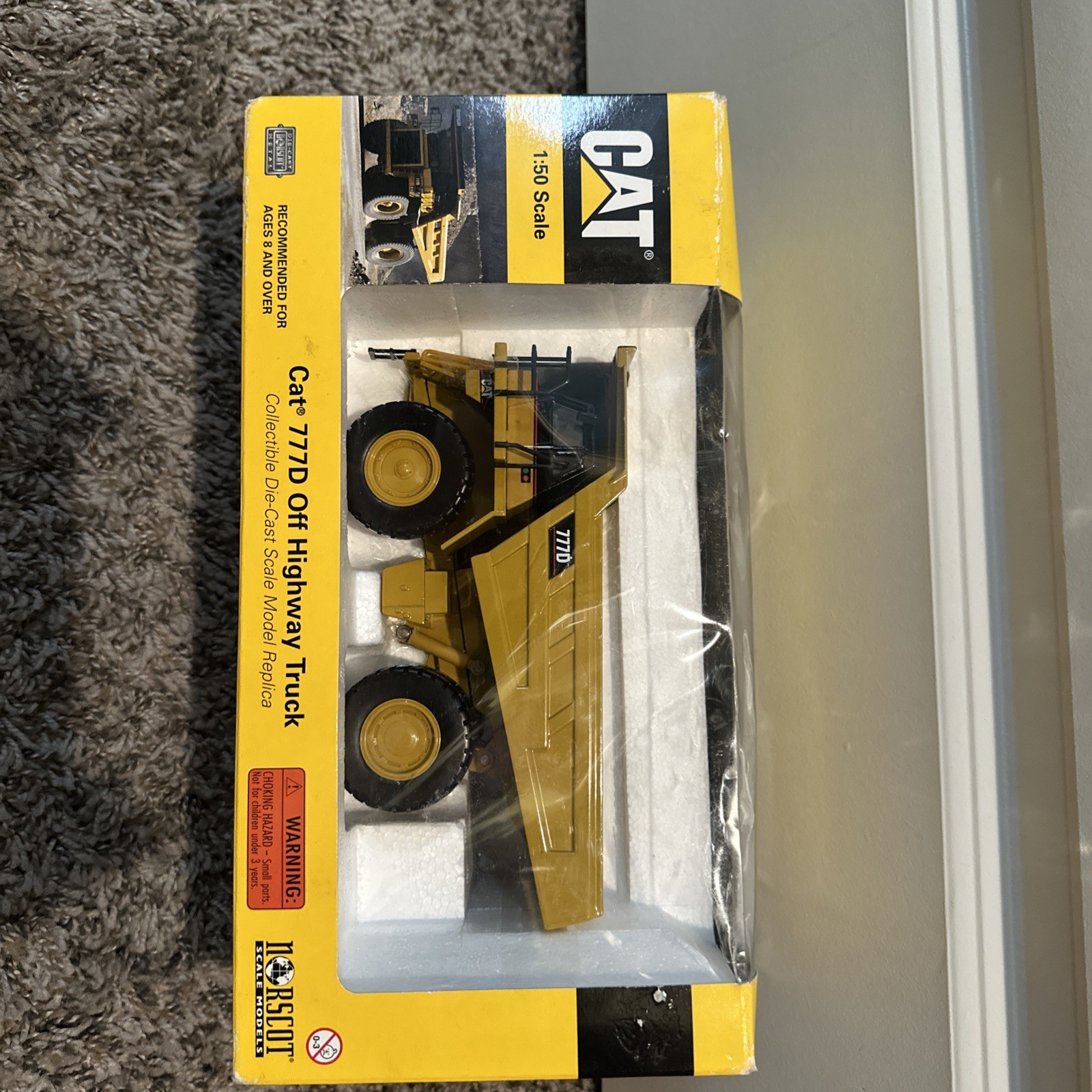 Norscot 55104 Caterpillar 1:50 Scale Cat 777D Off Highway Truck New in box T02