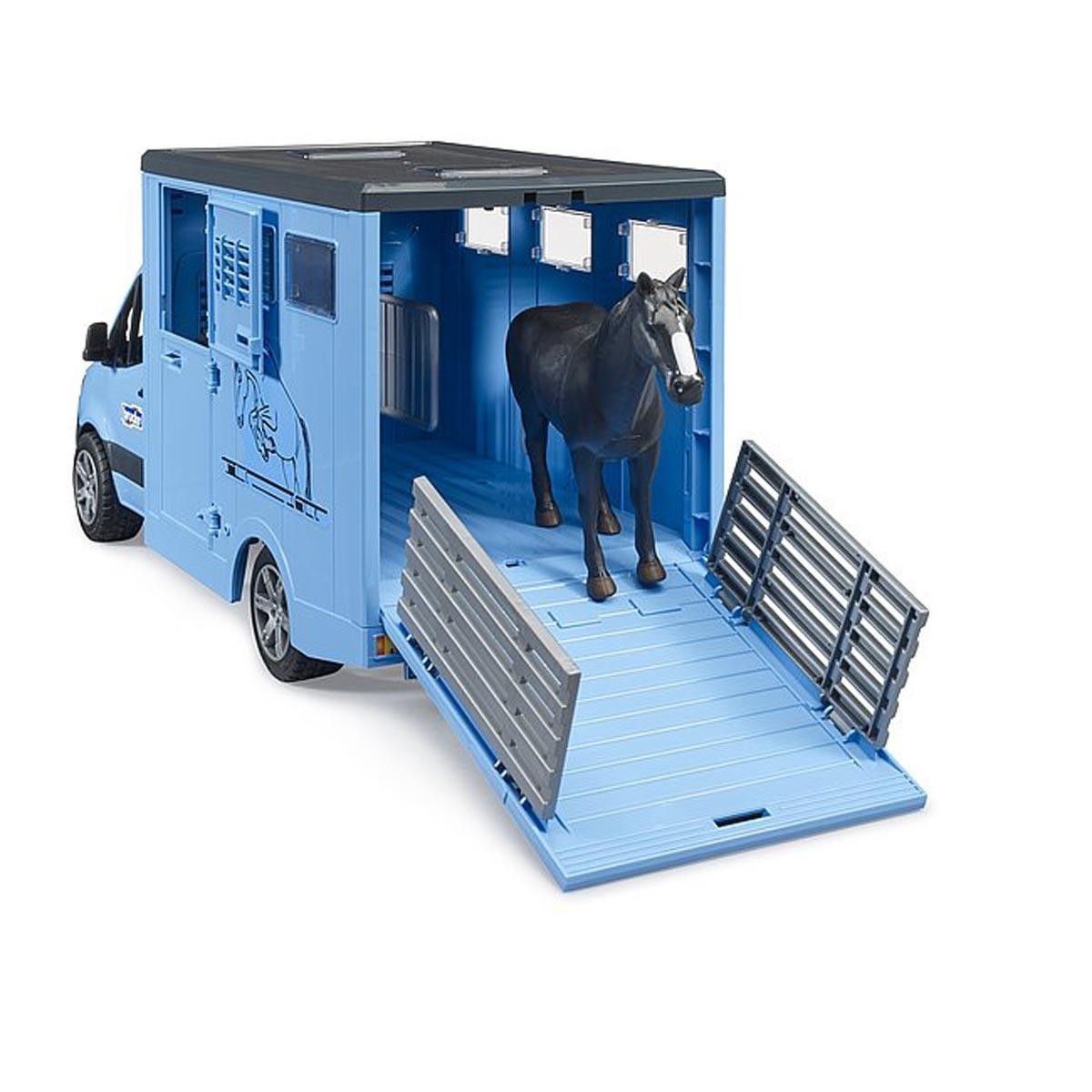 1/16 Mercedes-Benz Sprinter Animal Transporter with 1 Horse by Bruder 02674