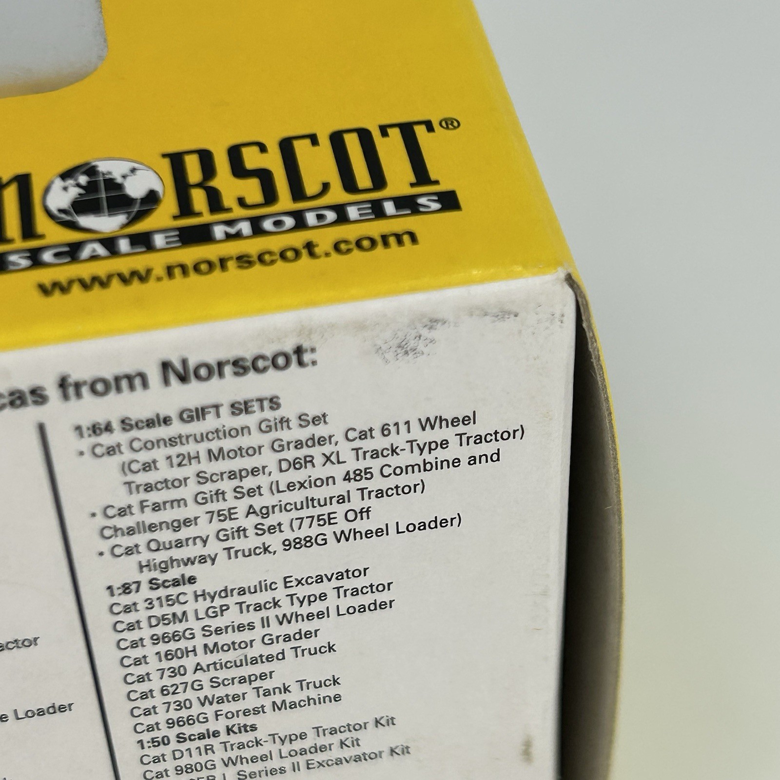 Norscot DieCast CAT CS-563E Smooth Drum Vibratory Soil Compactor 1:87 NIB