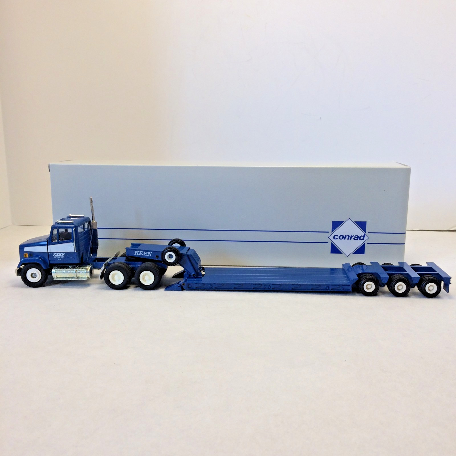 “KEEN” FREIGHTLINER TIEFLADER W/ TALBERT LOWBOY Conrad 1:50 3812/02 Vintage