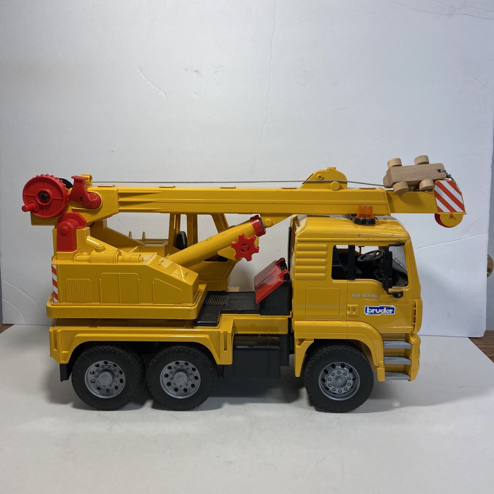 Bruder MAN TGA Tele Crane TC 4500 1:16 Lorry Truck