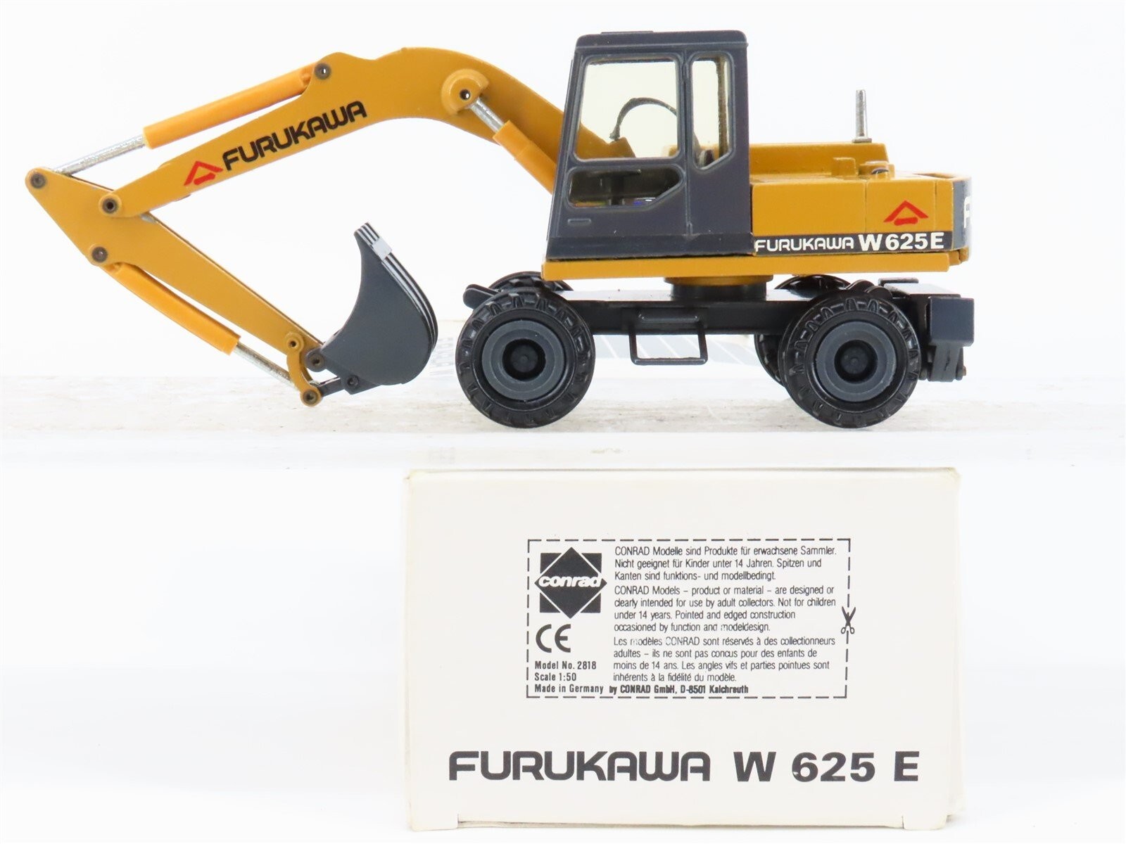 Furukawa W625E Wheeled Excavator – Conrad 1:50 Scale Diecast Model #2818