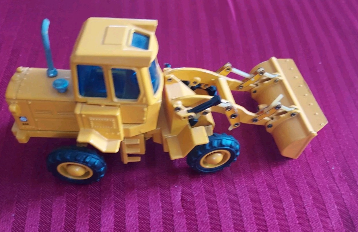 VTG JOAL Front End Loader- 1:50 -No. 214 – Yellow