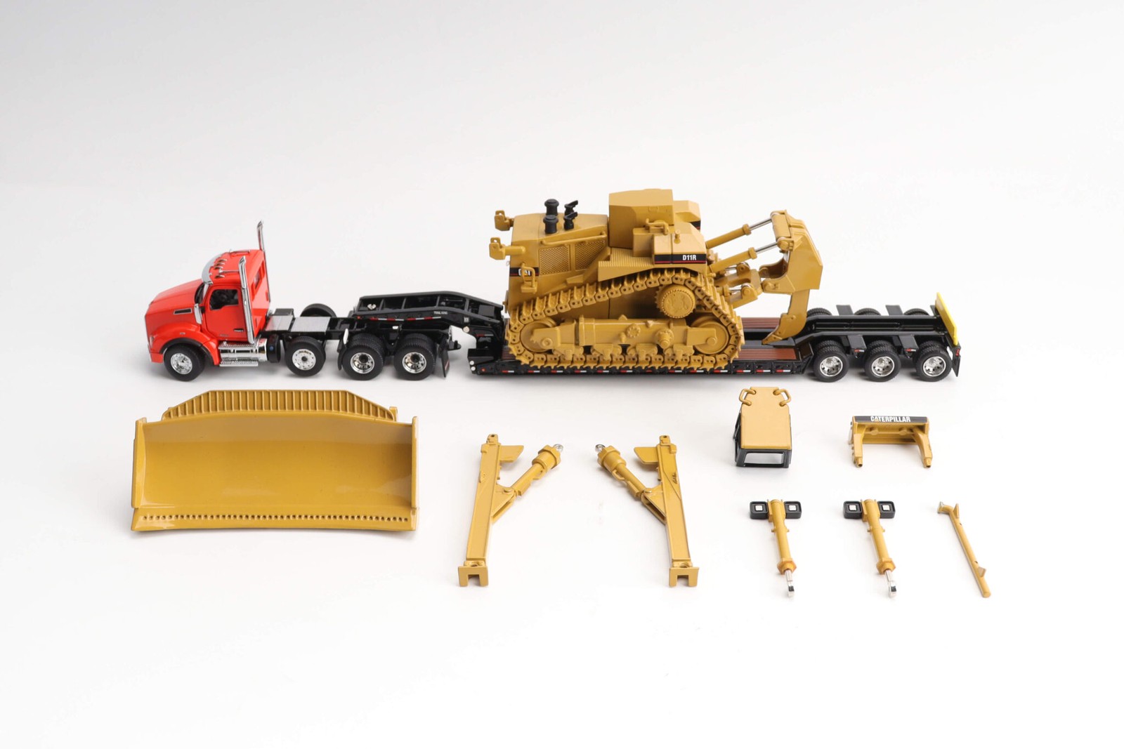 DieCast Masters 85787 1:50 Kenworth T880 Day Cab & Trail King TK120 Lowboy