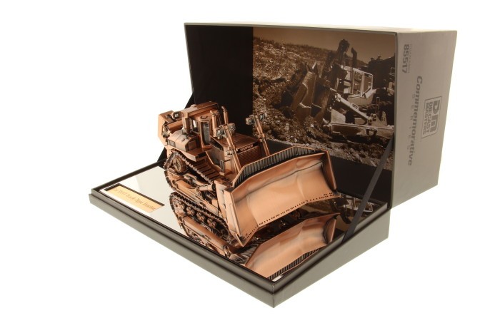 DIECAST MASTERS – Bull CATERPILLAR Copper Finish D11T – 1/50 – DCM85517