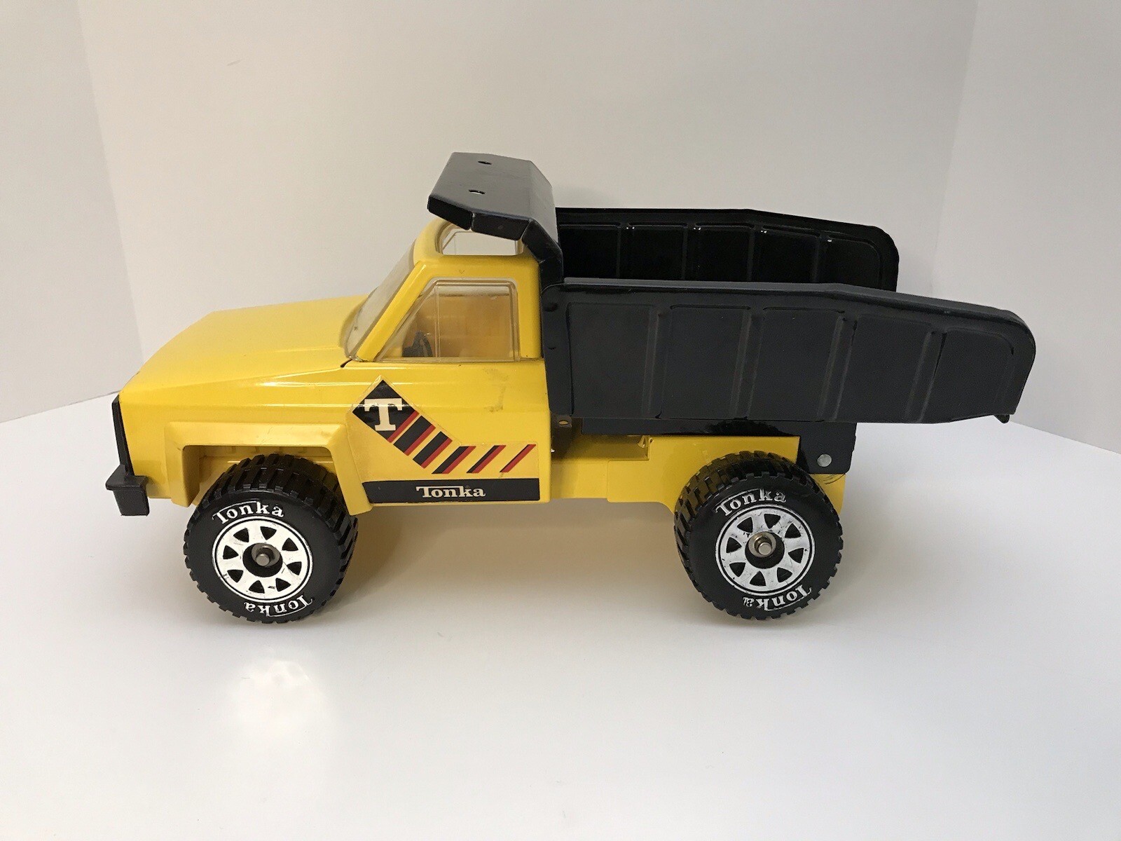1983 Tonka Pickup Dump Truck 51070 Pressed Steel Vintage Metal Toy Made in USA