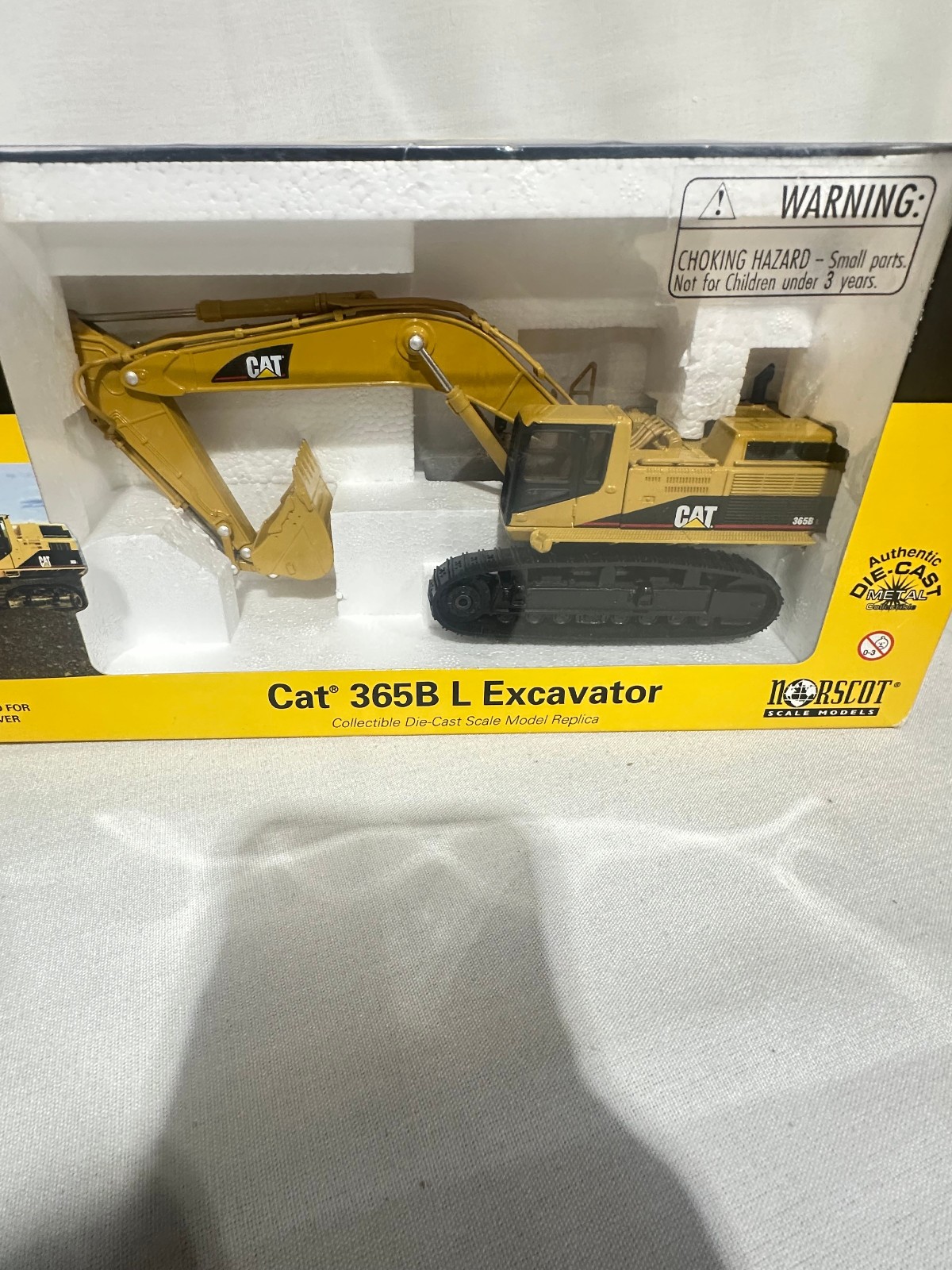 Caterpillar 365B L Excavator By Norscot 1/50th Scale