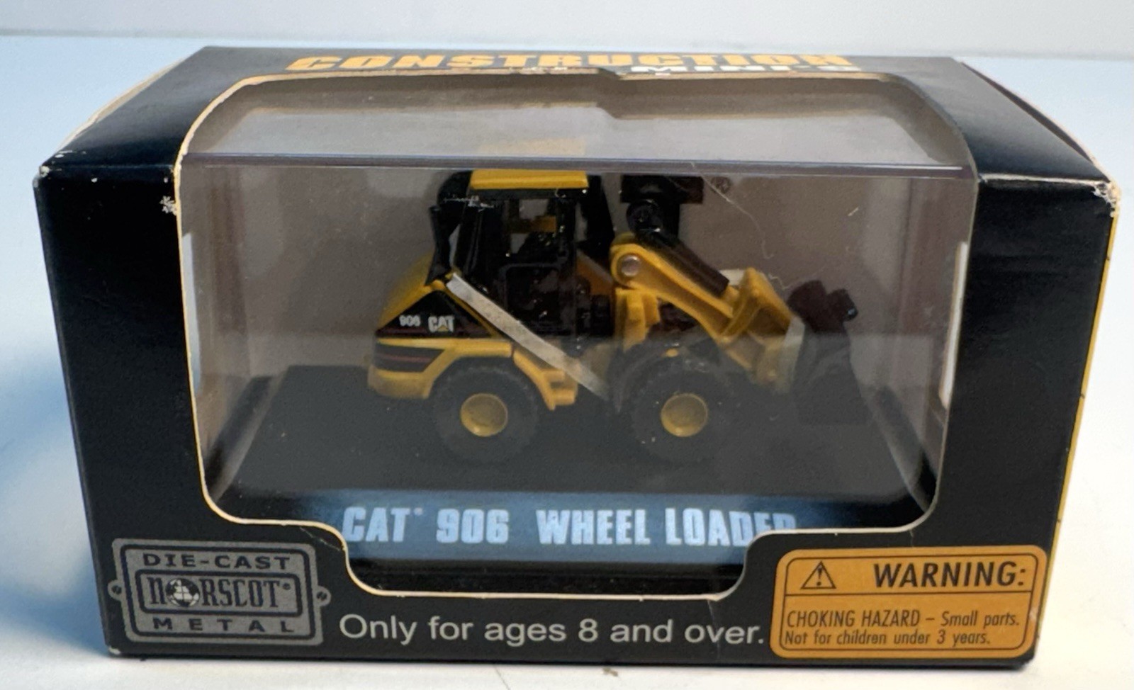 Cat Caterpillar Construction Mini’s 906 Wheel Loader With Box